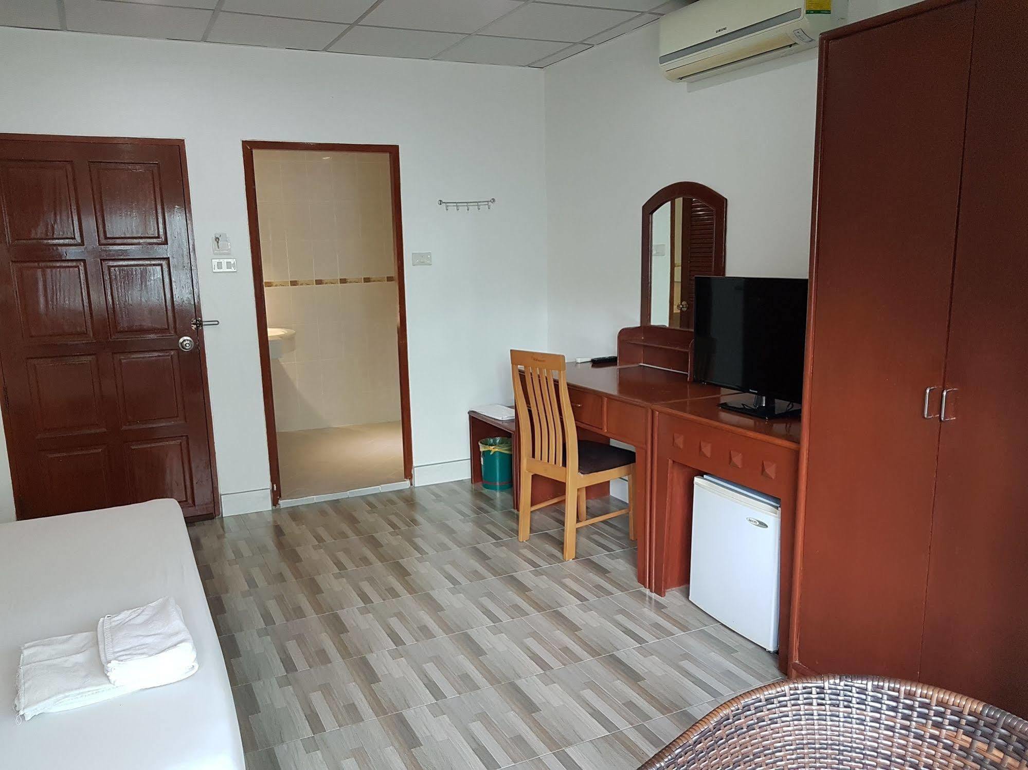Welcome Inn Hotel @ Karon Beach. Single Room From Only 500 Baht Phuket Ngoại thất bức ảnh